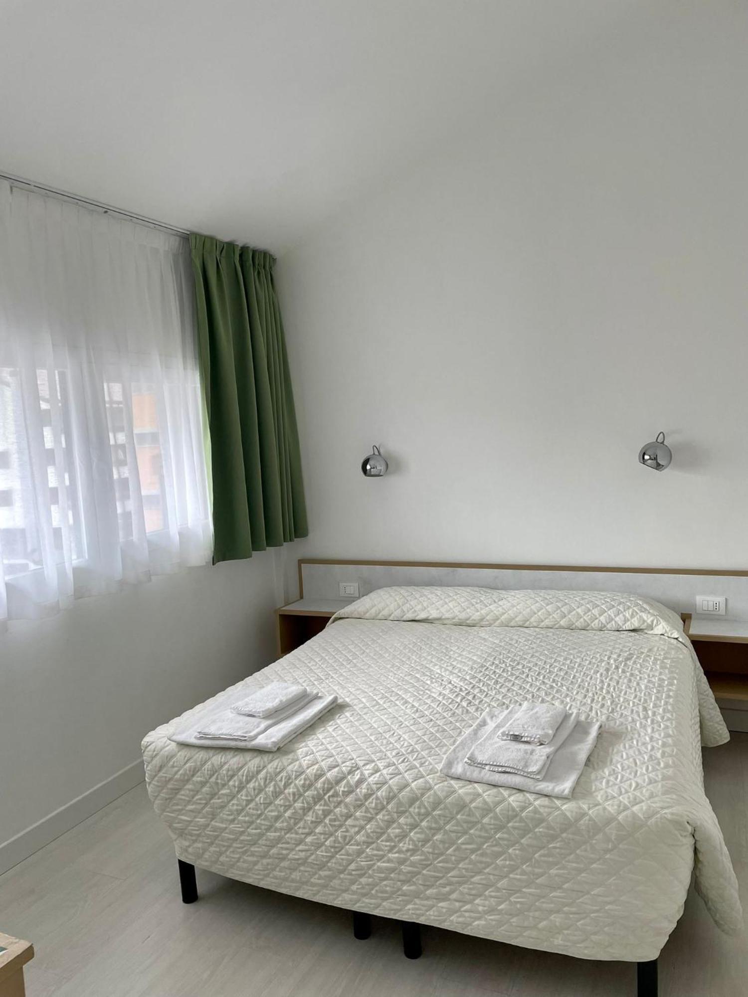 Hotel Giardino Breno Exterior photo